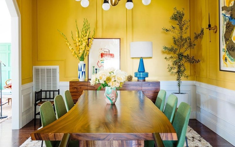 Lựa chọn màu sơn vàng theo ánh sáng tự nhiên